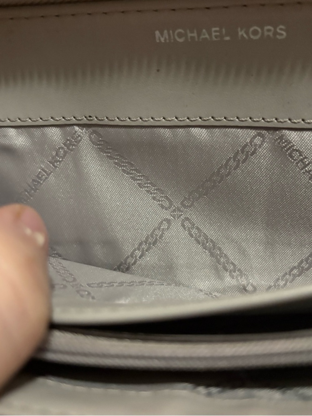 Michael Kors Light Taupe Saffiano Zip Wallet with Gold Logo - Picture 6 of 6